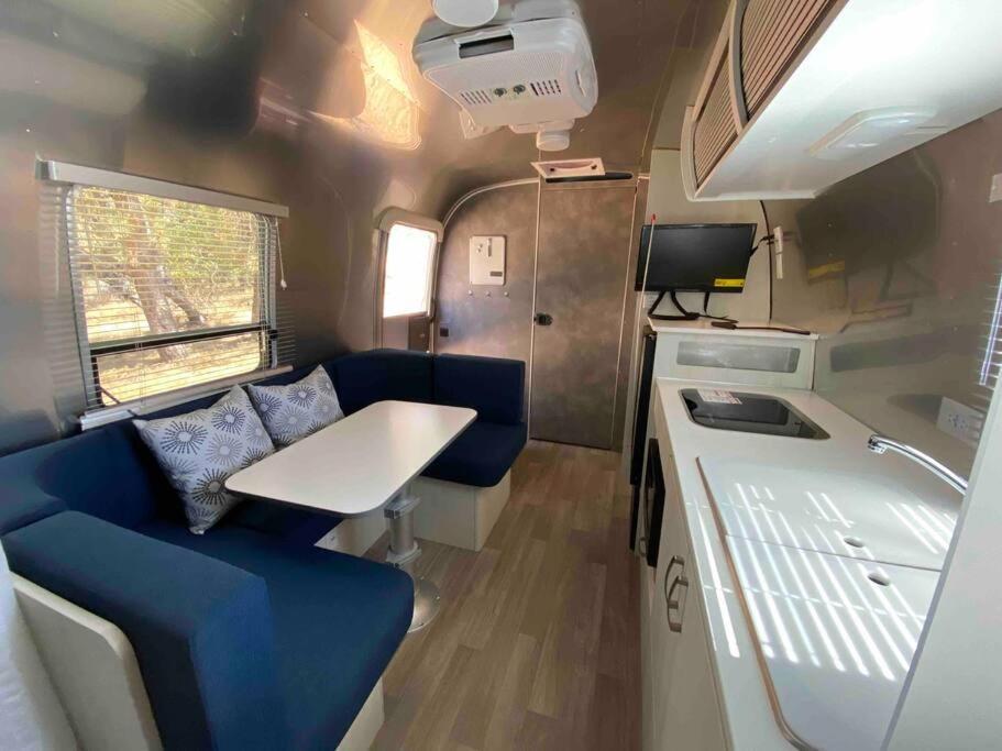 Dunlap Modern Airstream With Amazing View - 10 To 15 Minutes From Kings Canyon National Park מראה חיצוני תמונה