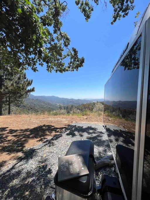 Dunlap Modern Airstream With Amazing View - 10 To 15 Minutes From Kings Canyon National Park מראה חיצוני תמונה
