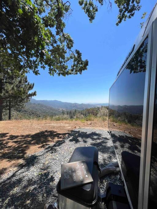 Dunlap Modern Airstream With Amazing View - 10 To 15 Minutes From Kings Canyon National Park מראה חיצוני תמונה